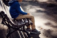 Encuentran a niño secuestrado por su padre en Argentina: hombre es acusado de matar a su madre y su abuela