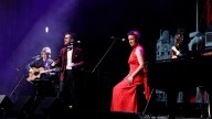 Lucía Pardo y Santi Alverú meten al público en los bolsillos de Mendoza