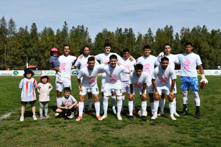 Liga Regional de Futbol Avanza la octava fecha de la Liga Regional con victorias de los líderes en cada zona