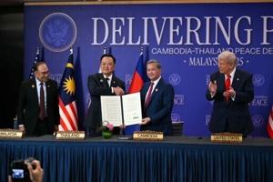 Trump co-signs Thailand-Cambodia ceasefire agreement