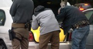 Early morning FBI raid at Eugene apartment complex disturbs local residents