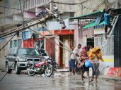 India: Más de 50 mil habitantes evacuados tras llegada del ciclón Montha