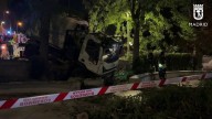 "Rescatado" un camión de limpieza, de nueve toneladas, en la Cuesta de la Vega