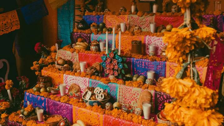 ¡Qué no se te pase! Cuándo se debe poner el altar para el Día de Muertos