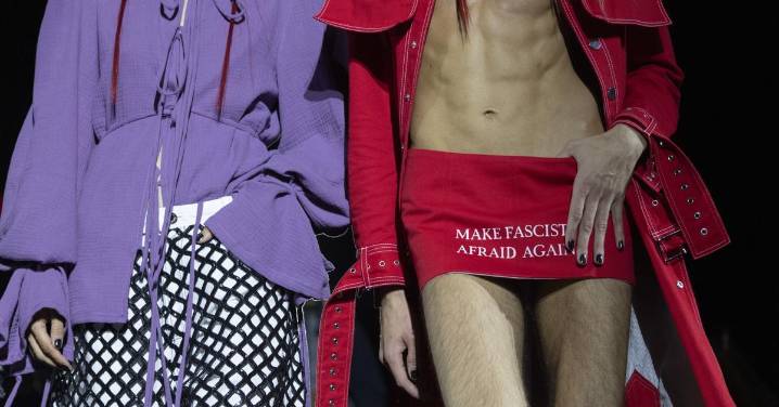 Resistencia 'queer' y nuevas masculinidades: la generación Z se reivindica en la pasarela