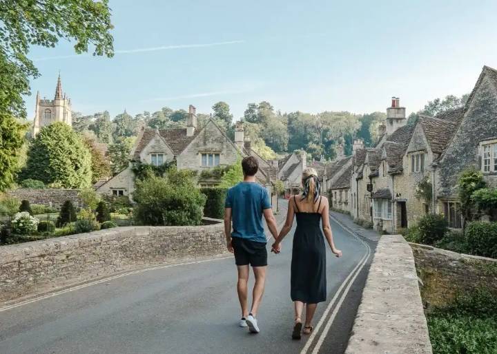 Turismo 2026: el mundo viaja diferente con formatos como “Hotel Hop” y “Salvaged Stays”, símbolo de una nueva era de experiencias inmersivas y sostenibles