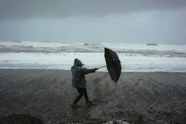 Cyclone: How to get genuine information from IMD amid clickbait thumbnails and misleading headlines