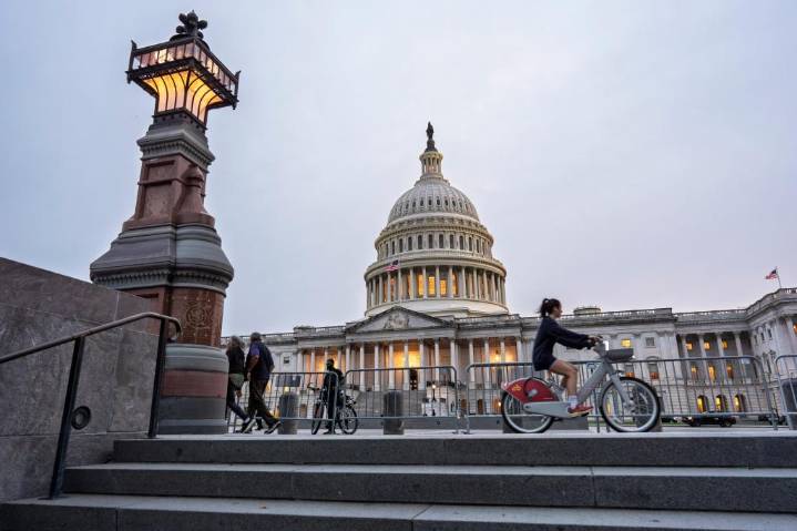 4 takeaways from Senate and House fundraising reports for the third quarter