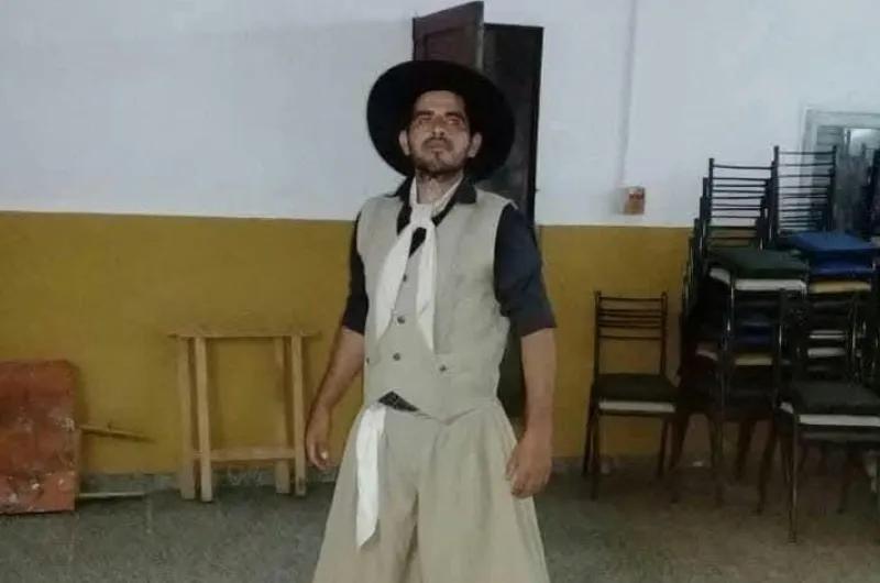 La partida del profesor José Herrera generó muestras de dolor en Laprida