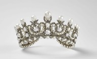 Las joyas robadas del Louvre: símbolos del apogeo de Francia y difíciles de vender