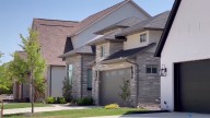 Mortgage professionals monitor government shutdown impact on housing market