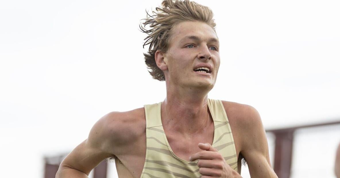 Rocky Mountain men's cross country team leads nationally ranked Frontier Conference teams