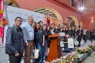 Reciben estudiantes de la FCEA nombramiento como embajadores turísticos de Secture