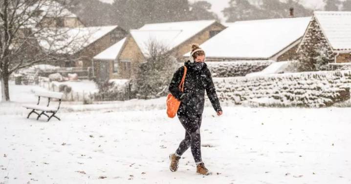 Edinburgh and Scotland could be hit with snow flurry as temperatures plummet