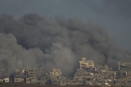 Última hora del conflicto en Oriente Próximo, en directo | Israel mantiene los ataques en Gaza pese a las negociaciones, con al menos 10 muertos esta noche