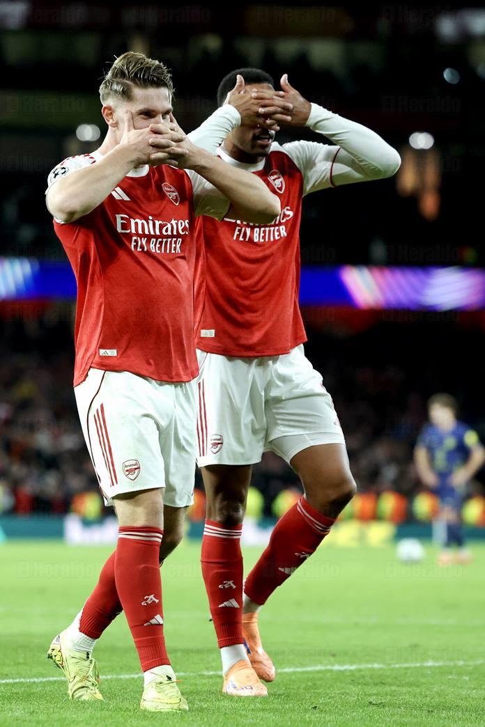 Arsenal golea al Atlético
