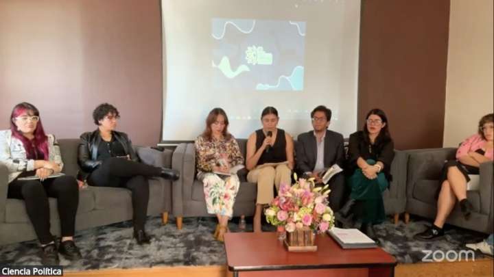 Imparten conferencia sobre la violencia ejercida contra estudiantes en la BUAZ