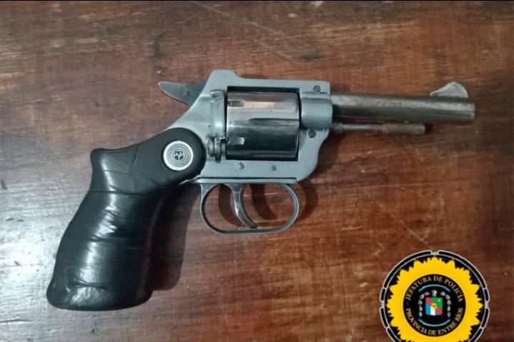 Detenido por lesiones graves en contexto de violencia de género y tenencia ilegal de arma de fuego