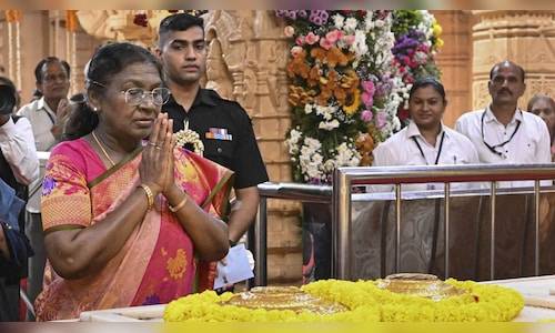 President Murmu offers prayers at Dwarkadhish, Somnath temples; to visit Sabrimala on Oct 22
