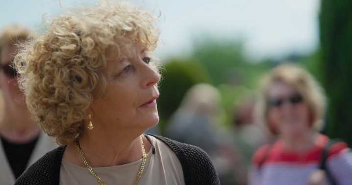 Antiques Roadshow guest stunned by value of rare gold coins found in attic
