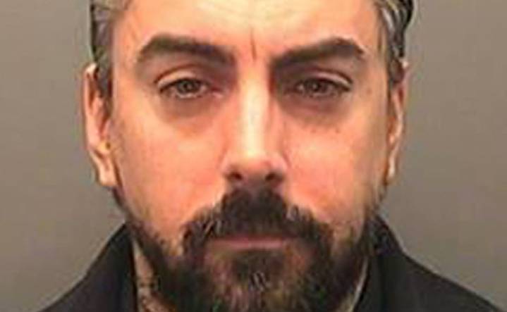 Ian Watkins, exvocalista de Lostprophets, fallece tras ataque dentro de prisión