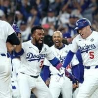 Freeman strikes again as Dodgers down Blue Jays in World Series epic