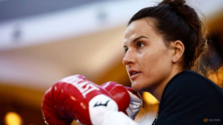 Cameron vacates WBC title in protest against men's and women's rules