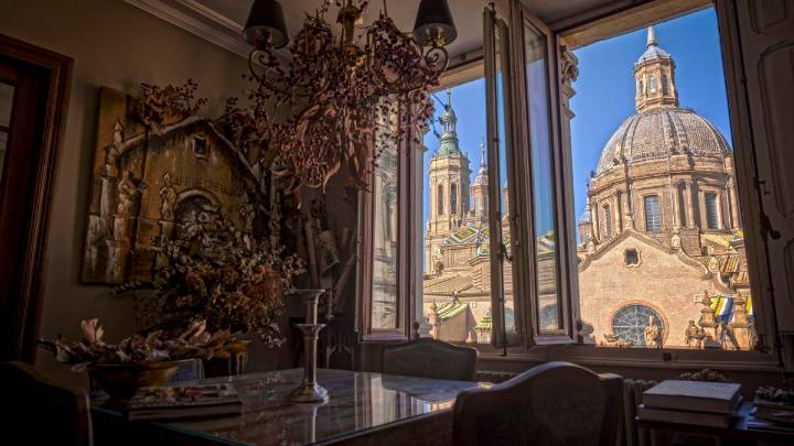 Toda una vida contemplando el Pilar desde los ventanales