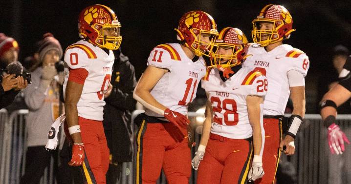 2025 IHSA playoffs: Steve Soucie’s Class 7A first-round analysis – Shaw Local