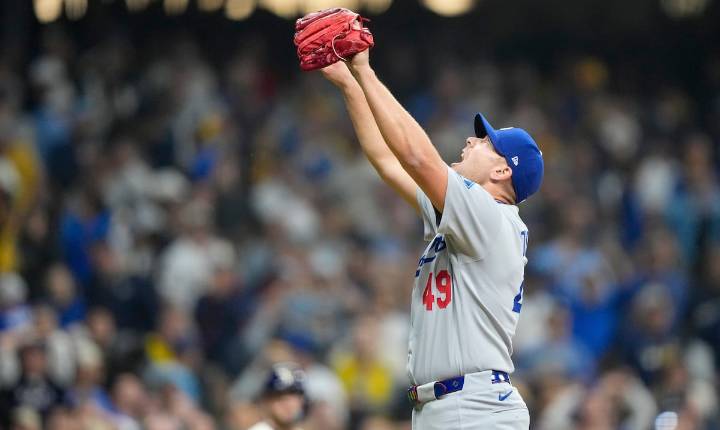 Snell brilla y Dodgers vencen por 2