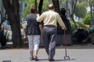 Aguinaldo pensionados ISSSTE e IMSS 2025: ¿Cuándo depositan y de cuánto será el pago?