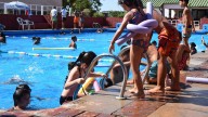 Buscan reforzar la seguridad en las escuelas de verano con más personal en las piletas