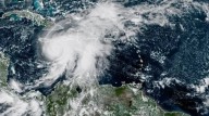 Melissa se convierte en huracán categoría 5, avanza sobre el Caribe