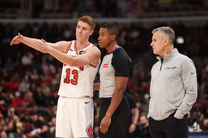 Column: Billy Donovan's 'gut' decisions working for Chicago Bulls