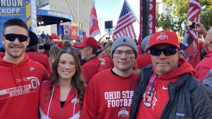 “Hay mucha gente buena”: así salvaron la vida de un aficionado al fútbol americano que sufrió un paro cardíaco