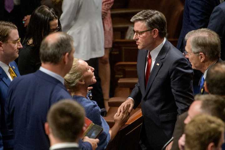 Government funding vote fails again in Senate as hopes fade for quick end to shutdown