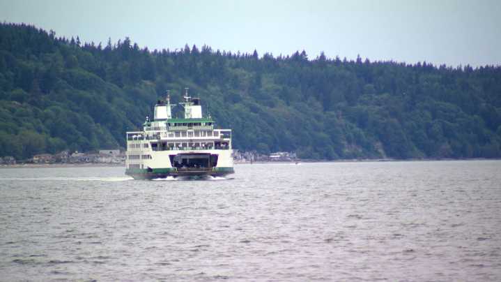 Washington State Ferries warns of disruptions through Saturday amid high winds
