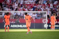 El Sevilla pasa por encima del Barça en el Pizjuán | LaLiga EA Sports 2025 - 2026