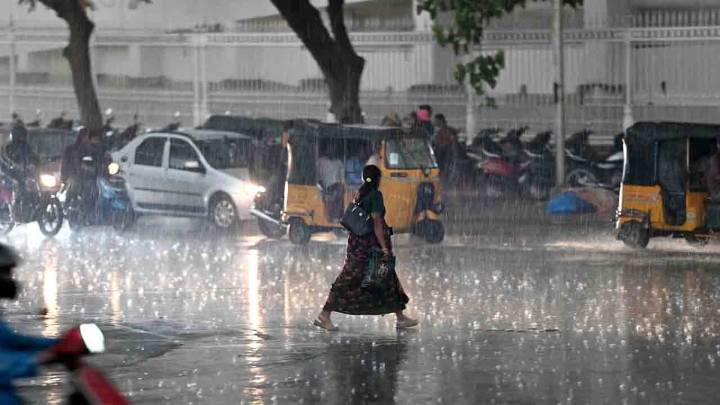 Low Pressure Due To Cyclone, Rains In Telangana For Next Three Days