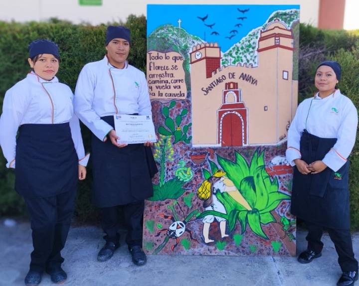 Estudiantes del CECyTE Hidalgo destacan en Foro Nacional de Gastronomía y Turismo