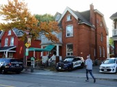 Man found with gunshot wounds at Centretown rooming house