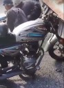 Motorizado resultó herido tras chocar contra un camión