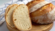 Store Your Bread In This Material For An Eco-Friendly Solution To Plastic