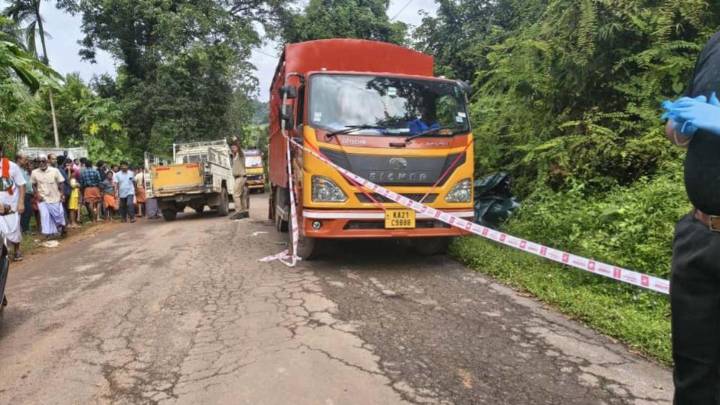Karnataka police open fire on man for illegal cattle transportation
