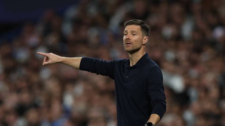Xabi Alonso: “Rezaba por que no expulsaran a Militao... y estaba Courtois”