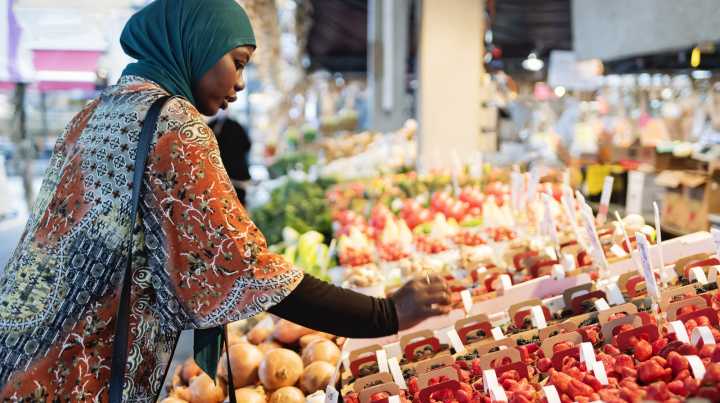 The Unexpected Fruit That Boasts A High Amount Of Calcium