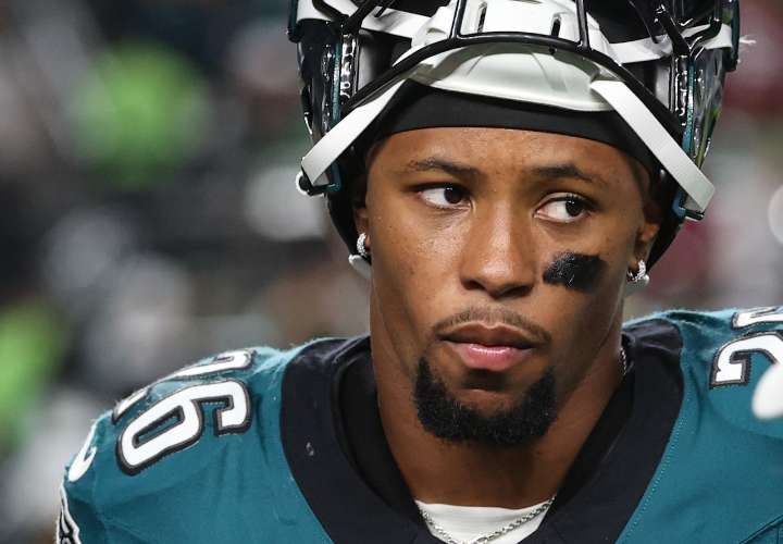 Saquon Barkley's limited role puzzles in Eagles' 21
