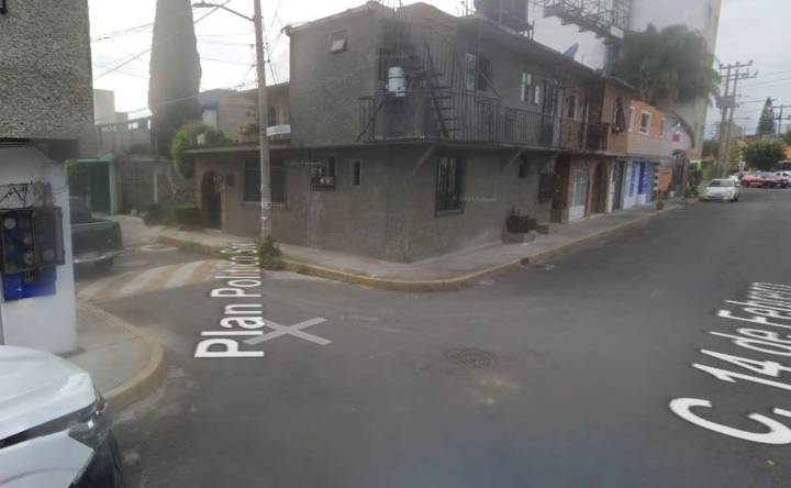 Discusión vecinal termina a balazos: Vecino en Mini Cooper ataca a bicitaxista en Xochimilco