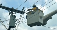 Arlington votes to reject Oncor's proposed rate increases for residential and street lighting