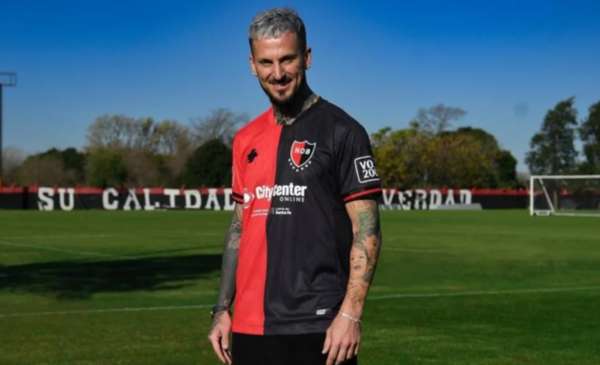 Darío Benedetto busca rescindir su contrato con Newell’s: fin anticipado de un ciclo sin goles